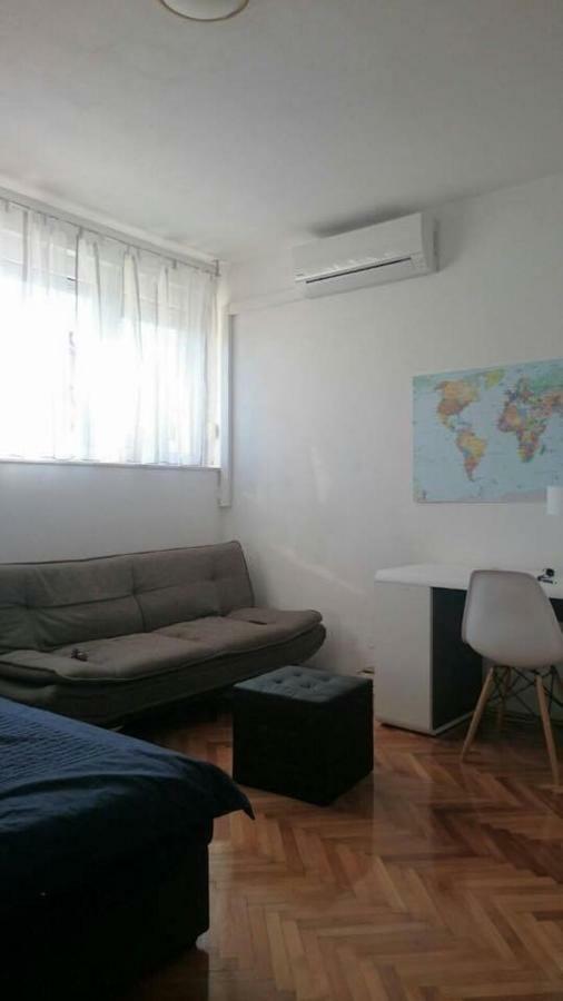 G Apartment Split Luaran gambar